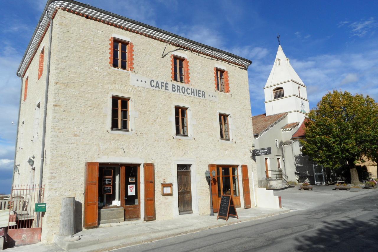 Cafe Brochier Hotel Saint-Julien-en-Vercors ภายนอก รูปภาพ