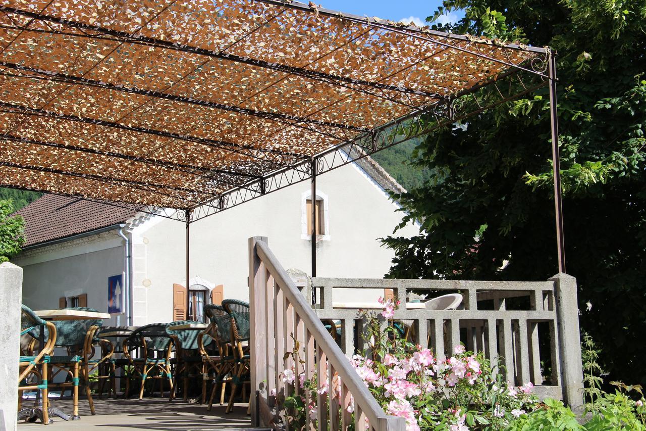 Cafe Brochier Hotel Saint-Julien-en-Vercors ภายนอก รูปภาพ